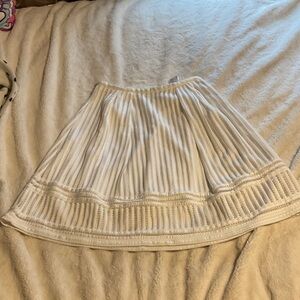 H&M White Circle Skirt with Textured Panels